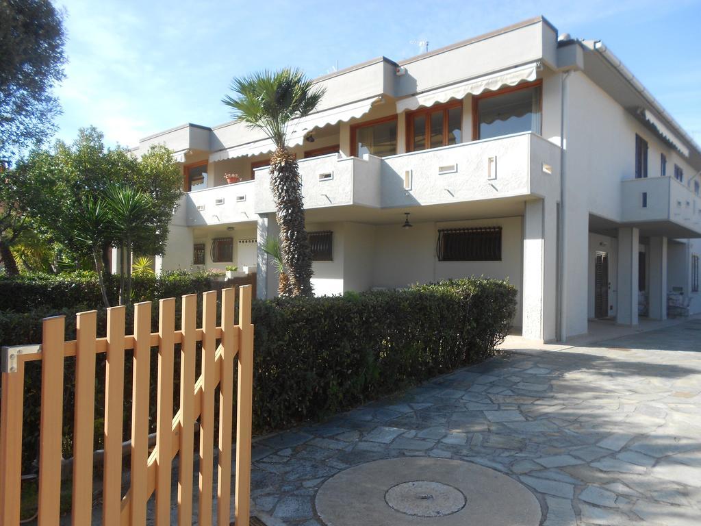 Villa Happy Days San Vincenzo Room photo